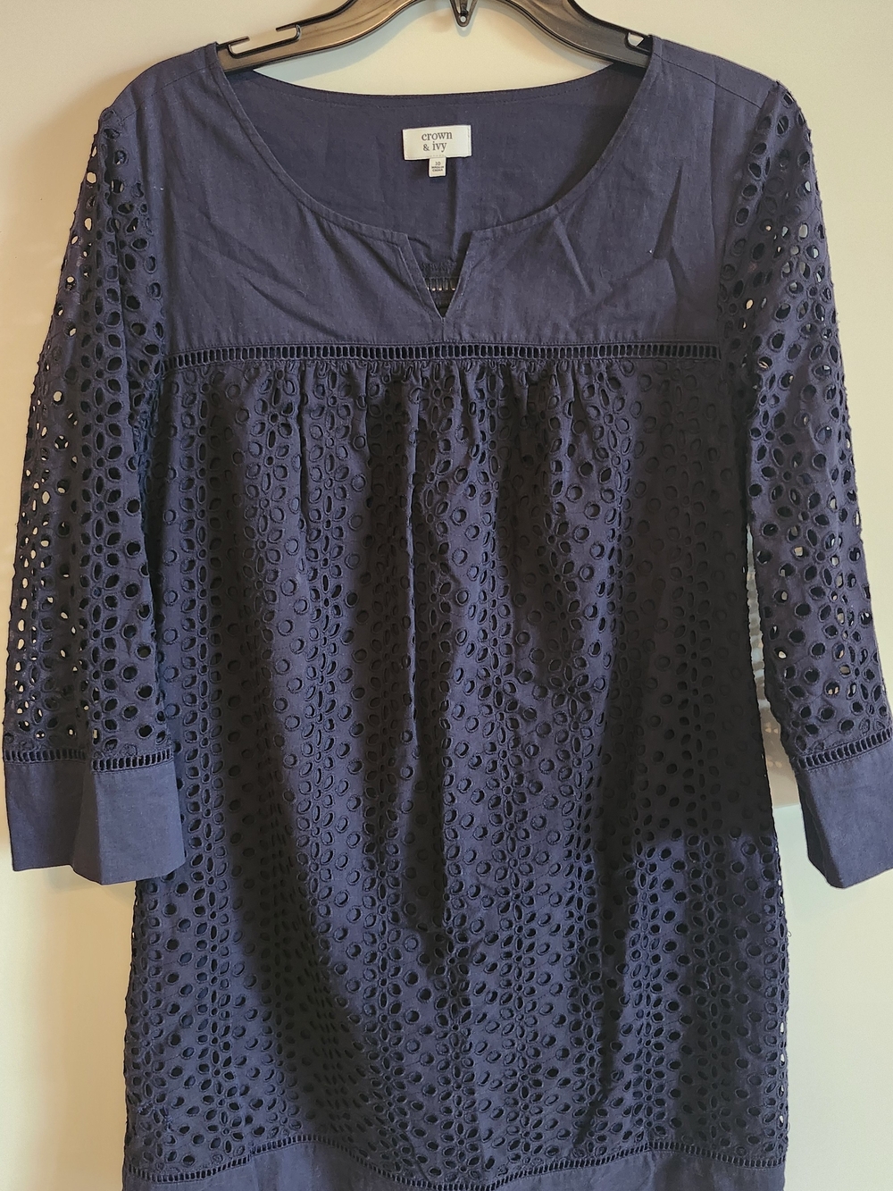crown & ivy navy eyelet tunic with scoop notch neckline
